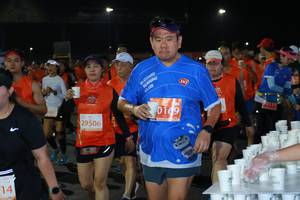 BIB: 29506, 0169, 011
                            <button type="button" onclick="openModal(10662787)" class="btn btn-primary btn-sm float-right btn-popup" data-toggle="modal" data-target=".modal-high-quality">
                        <i class="fas fa-shopping-cart"></i> Add to Cart
                    </button>
                                            <button type="button" onclick="isThisMe(10662787, true)" class="btn btn-success btn-sm float-right btn-popup btn-isme hidden" data-toggle="tooltip" data-placement="bottom" title="นี่คือรูปของคุณใช่ไหม คลิกที่นี่เพื่อเอาเข้าอัลบั้ม">
                        <i class="fas fa-plus"></i> Add to album
                    </button>
                    <button type="button" onclick="isThisMe(10662787, false)" class="btn btn-warning btn-sm float-right btn-popup btn-isnotme hidden">
                        <i class="fas fa-ban"></i> Remove from album
                    </button>