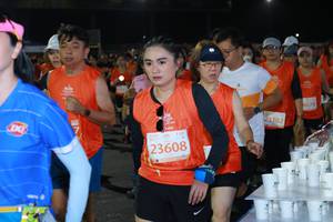 BIB: 8678, 25102, 23608
                            <button type="button" onclick="openModal(10662807)" class="btn btn-primary btn-sm float-right btn-popup" data-toggle="modal" data-target=".modal-high-quality">
                        <i class="fas fa-shopping-cart"></i> Add to Cart
                    </button>
                                            <button type="button" onclick="isThisMe(10662807, true)" class="btn btn-success btn-sm float-right btn-popup btn-isme hidden" data-toggle="tooltip" data-placement="bottom" title="นี่คือรูปของคุณใช่ไหม คลิกที่นี่เพื่อเอาเข้าอัลบั้ม">
                        <i class="fas fa-plus"></i> Add to album
                    </button>
                    <button type="button" onclick="isThisMe(10662807, false)" class="btn btn-warning btn-sm float-right btn-popup btn-isnotme hidden">
                        <i class="fas fa-ban"></i> Remove from album
                    </button>