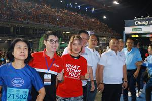 BIB: 71502
                            <button type="button" onclick="openModal(10572323)" class="btn btn-primary btn-sm float-right btn-popup" data-toggle="modal" data-target=".modal-high-quality">
                        <i class="fas fa-shopping-cart"></i> Add to Cart
                    </button>
                                            <button type="button" onclick="isThisMe(10572323, true)" class="btn btn-success btn-sm float-right btn-popup btn-isme hidden" data-toggle="tooltip" data-placement="bottom" title="นี่คือรูปของคุณใช่ไหม คลิกที่นี่เพื่อเอาเข้าอัลบั้ม">
                        <i class="fas fa-plus"></i> Add to album
                    </button>
                    <button type="button" onclick="isThisMe(10572323, false)" class="btn btn-warning btn-sm float-right btn-popup btn-isnotme hidden">
                        <i class="fas fa-ban"></i> Remove from album
                    </button>