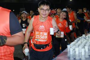 BIB: 25569
                            <button type="button" onclick="openModal(10665013)" class="btn btn-primary btn-sm float-right btn-popup" data-toggle="modal" data-target=".modal-high-quality">
                        <i class="fas fa-shopping-cart"></i> Add to Cart
                    </button>
                                            <button type="button" onclick="isThisMe(10665013, true)" class="btn btn-success btn-sm float-right btn-popup btn-isme hidden" data-toggle="tooltip" data-placement="bottom" title="นี่คือรูปของคุณใช่ไหม คลิกที่นี่เพื่อเอาเข้าอัลบั้ม">
                        <i class="fas fa-plus"></i> Add to album
                    </button>
                    <button type="button" onclick="isThisMe(10665013, false)" class="btn btn-warning btn-sm float-right btn-popup btn-isnotme hidden">
                        <i class="fas fa-ban"></i> Remove from album
                    </button>
