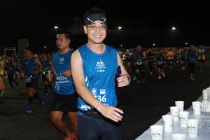 BIB: 40355
                            <button type="button" onclick="openModal(10572466)" class="btn btn-primary btn-sm float-right btn-popup" data-toggle="modal" data-target=".modal-high-quality">
                        <i class="fas fa-shopping-cart"></i> Add to Cart
                    </button>
                                            <button type="button" onclick="isThisMe(10572466, true)" class="btn btn-success btn-sm float-right btn-popup btn-isme hidden" data-toggle="tooltip" data-placement="bottom" title="นี่คือรูปของคุณใช่ไหม คลิกที่นี่เพื่อเอาเข้าอัลบั้ม">
                        <i class="fas fa-plus"></i> Add to album
                    </button>
                    <button type="button" onclick="isThisMe(10572466, false)" class="btn btn-warning btn-sm float-right btn-popup btn-isnotme hidden">
                        <i class="fas fa-ban"></i> Remove from album
                    </button>
