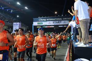 BIB: 52421, 25703, 012, 22010
                            <button type="button" onclick="openModal(10651683)" class="btn btn-primary btn-sm float-right btn-popup" data-toggle="modal" data-target=".modal-high-quality">
                        <i class="fas fa-shopping-cart"></i> Add to Cart
                    </button>
                                            <button type="button" onclick="isThisMe(10651683, true)" class="btn btn-success btn-sm float-right btn-popup btn-isme hidden" data-toggle="tooltip" data-placement="bottom" title="นี่คือรูปของคุณใช่ไหม คลิกที่นี่เพื่อเอาเข้าอัลบั้ม">
                        <i class="fas fa-plus"></i> Add to album
                    </button>
                    <button type="button" onclick="isThisMe(10651683, false)" class="btn btn-warning btn-sm float-right btn-popup btn-isnotme hidden">
                        <i class="fas fa-ban"></i> Remove from album
                    </button>