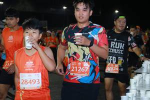 BIB: 215, 21267, 28493
                            <button type="button" onclick="openModal(10659003)" class="btn btn-primary btn-sm float-right btn-popup" data-toggle="modal" data-target=".modal-high-quality">
                        <i class="fas fa-shopping-cart"></i> Add to Cart
                    </button>
                                            <button type="button" onclick="isThisMe(10659003, true)" class="btn btn-success btn-sm float-right btn-popup btn-isme hidden" data-toggle="tooltip" data-placement="bottom" title="นี่คือรูปของคุณใช่ไหม คลิกที่นี่เพื่อเอาเข้าอัลบั้ม">
                        <i class="fas fa-plus"></i> Add to album
                    </button>
                    <button type="button" onclick="isThisMe(10659003, false)" class="btn btn-warning btn-sm float-right btn-popup btn-isnotme hidden">
                        <i class="fas fa-ban"></i> Remove from album
                    </button>
