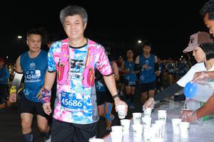 BIB: 42409, 45686
                            <button type="button" onclick="openModal(10572647)" class="btn btn-primary btn-sm float-right btn-popup" data-toggle="modal" data-target=".modal-high-quality">
                        <i class="fas fa-shopping-cart"></i> Add to Cart
                    </button>
                                            <button type="button" onclick="isThisMe(10572647, true)" class="btn btn-success btn-sm float-right btn-popup btn-isme hidden" data-toggle="tooltip" data-placement="bottom" title="นี่คือรูปของคุณใช่ไหม คลิกที่นี่เพื่อเอาเข้าอัลบั้ม">
                        <i class="fas fa-plus"></i> Add to album
                    </button>
                    <button type="button" onclick="isThisMe(10572647, false)" class="btn btn-warning btn-sm float-right btn-popup btn-isnotme hidden">
                        <i class="fas fa-ban"></i> Remove from album
                    </button>
