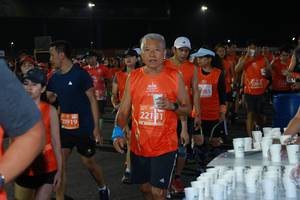 BIB: 22010, 985, 22181, 20919
                            <button type="button" onclick="openModal(10664782)" class="btn btn-primary btn-sm float-right btn-popup" data-toggle="modal" data-target=".modal-high-quality">
                        <i class="fas fa-shopping-cart"></i> Add to Cart
                    </button>
                                            <button type="button" onclick="isThisMe(10664782, true)" class="btn btn-success btn-sm float-right btn-popup btn-isme hidden" data-toggle="tooltip" data-placement="bottom" title="นี่คือรูปของคุณใช่ไหม คลิกที่นี่เพื่อเอาเข้าอัลบั้ม">
                        <i class="fas fa-plus"></i> Add to album
                    </button>
                    <button type="button" onclick="isThisMe(10664782, false)" class="btn btn-warning btn-sm float-right btn-popup btn-isnotme hidden">
                        <i class="fas fa-ban"></i> Remove from album
                    </button>