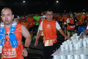 BIB: 2896, 725, 27822
                            <button type="button" onclick="openModal(10663475)" class="btn btn-primary btn-sm float-right btn-popup" data-toggle="modal" data-target=".modal-high-quality">
                        <i class="fas fa-shopping-cart"></i> Add to Cart
                    </button>
                                            <button type="button" onclick="isThisMe(10663475, true)" class="btn btn-success btn-sm float-right btn-popup btn-isme hidden" data-toggle="tooltip" data-placement="bottom" title="นี่คือรูปของคุณใช่ไหม คลิกที่นี่เพื่อเอาเข้าอัลบั้ม">
                        <i class="fas fa-plus"></i> Add to album
                    </button>
                    <button type="button" onclick="isThisMe(10663475, false)" class="btn btn-warning btn-sm float-right btn-popup btn-isnotme hidden">
                        <i class="fas fa-ban"></i> Remove from album
                    </button>