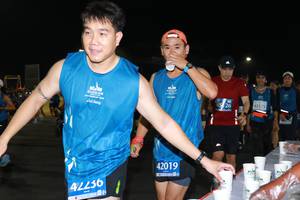 BIB: 526, 431, 42019, 42236
                            <button type="button" onclick="openModal(10572652)" class="btn btn-primary btn-sm float-right btn-popup" data-toggle="modal" data-target=".modal-high-quality">
                        <i class="fas fa-shopping-cart"></i> Add to Cart
                    </button>
                                            <button type="button" onclick="isThisMe(10572652, true)" class="btn btn-success btn-sm float-right btn-popup btn-isme hidden" data-toggle="tooltip" data-placement="bottom" title="นี่คือรูปของคุณใช่ไหม คลิกที่นี่เพื่อเอาเข้าอัลบั้ม">
                        <i class="fas fa-plus"></i> Add to album
                    </button>
                    <button type="button" onclick="isThisMe(10572652, false)" class="btn btn-warning btn-sm float-right btn-popup btn-isnotme hidden">
                        <i class="fas fa-ban"></i> Remove from album
                    </button>