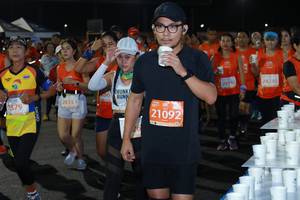 BIB: 24245, 29155, 28353, 2879, 21092
                            <button type="button" onclick="openModal(10662121)" class="btn btn-primary btn-sm float-right btn-popup" data-toggle="modal" data-target=".modal-high-quality">
                        <i class="fas fa-shopping-cart"></i> Add to Cart
                    </button>
                                            <button type="button" onclick="isThisMe(10662121, true)" class="btn btn-success btn-sm float-right btn-popup btn-isme hidden" data-toggle="tooltip" data-placement="bottom" title="นี่คือรูปของคุณใช่ไหม คลิกที่นี่เพื่อเอาเข้าอัลบั้ม">
                        <i class="fas fa-plus"></i> Add to album
                    </button>
                    <button type="button" onclick="isThisMe(10662121, false)" class="btn btn-warning btn-sm float-right btn-popup btn-isnotme hidden">
                        <i class="fas fa-ban"></i> Remove from album
                    </button>