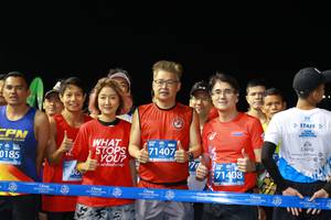 BIB: 71407, 0185, 71408
                            <button type="button" onclick="openModal(10572285)" class="btn btn-primary btn-sm float-right btn-popup" data-toggle="modal" data-target=".modal-high-quality">
                        <i class="fas fa-shopping-cart"></i> Add to Cart
                    </button>
                                            <button type="button" onclick="isThisMe(10572285, true)" class="btn btn-success btn-sm float-right btn-popup btn-isme hidden" data-toggle="tooltip" data-placement="bottom" title="นี่คือรูปของคุณใช่ไหม คลิกที่นี่เพื่อเอาเข้าอัลบั้ม">
                        <i class="fas fa-plus"></i> Add to album
                    </button>
                    <button type="button" onclick="isThisMe(10572285, false)" class="btn btn-warning btn-sm float-right btn-popup btn-isnotme hidden">
                        <i class="fas fa-ban"></i> Remove from album
                    </button>