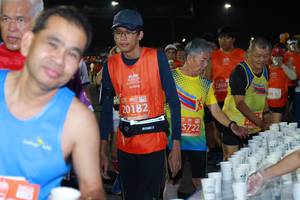 BIB: 22694, 20182, 5722
                            <button type="button" onclick="openModal(10665270)" class="btn btn-primary btn-sm float-right btn-popup" data-toggle="modal" data-target=".modal-high-quality">
                        <i class="fas fa-shopping-cart"></i> Add to Cart
                    </button>
                                            <button type="button" onclick="isThisMe(10665270, true)" class="btn btn-success btn-sm float-right btn-popup btn-isme hidden" data-toggle="tooltip" data-placement="bottom" title="นี่คือรูปของคุณใช่ไหม คลิกที่นี่เพื่อเอาเข้าอัลบั้ม">
                        <i class="fas fa-plus"></i> Add to album
                    </button>
                    <button type="button" onclick="isThisMe(10665270, false)" class="btn btn-warning btn-sm float-right btn-popup btn-isnotme hidden">
                        <i class="fas fa-ban"></i> Remove from album
                    </button>