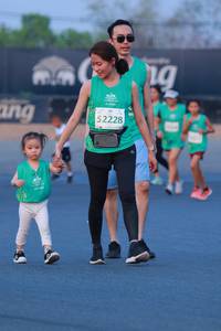 BIB: 52228
                            <button type="button" onclick="openModal(10510505)" class="btn btn-primary btn-sm float-right btn-popup" data-toggle="modal" data-target=".modal-high-quality">
                        <i class="fas fa-shopping-cart"></i> Add to Cart
                    </button>
                                            <button type="button" onclick="isThisMe(10510505, true)" class="btn btn-success btn-sm float-right btn-popup btn-isme hidden" data-toggle="tooltip" data-placement="bottom" title="นี่คือรูปของคุณใช่ไหม คลิกที่นี่เพื่อเอาเข้าอัลบั้ม">
                        <i class="fas fa-plus"></i> Add to album
                    </button>
                    <button type="button" onclick="isThisMe(10510505, false)" class="btn btn-warning btn-sm float-right btn-popup btn-isnotme hidden">
                        <i class="fas fa-ban"></i> Remove from album
                    </button>