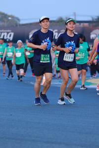 BIB: 70315, 51116, 51645
                            <button type="button" onclick="openModal(10511938)" class="btn btn-primary btn-sm float-right btn-popup" data-toggle="modal" data-target=".modal-high-quality">
                        <i class="fas fa-shopping-cart"></i> Add to Cart
                    </button>
                                            <button type="button" onclick="isThisMe(10511938, true)" class="btn btn-success btn-sm float-right btn-popup btn-isme hidden" data-toggle="tooltip" data-placement="bottom" title="นี่คือรูปของคุณใช่ไหม คลิกที่นี่เพื่อเอาเข้าอัลบั้ม">
                        <i class="fas fa-plus"></i> Add to album
                    </button>
                    <button type="button" onclick="isThisMe(10511938, false)" class="btn btn-warning btn-sm float-right btn-popup btn-isnotme hidden">
                        <i class="fas fa-ban"></i> Remove from album
                    </button>