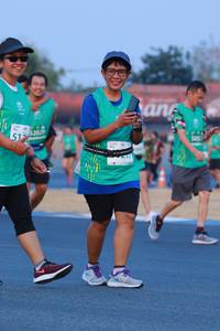 BIB: 52029, 512
                            <button type="button" onclick="openModal(10511348)" class="btn btn-primary btn-sm float-right btn-popup" data-toggle="modal" data-target=".modal-high-quality">
                        <i class="fas fa-shopping-cart"></i> Add to Cart
                    </button>
                                            <button type="button" onclick="isThisMe(10511348, true)" class="btn btn-success btn-sm float-right btn-popup btn-isme hidden" data-toggle="tooltip" data-placement="bottom" title="นี่คือรูปของคุณใช่ไหม คลิกที่นี่เพื่อเอาเข้าอัลบั้ม">
                        <i class="fas fa-plus"></i> Add to album
                    </button>
                    <button type="button" onclick="isThisMe(10511348, false)" class="btn btn-warning btn-sm float-right btn-popup btn-isnotme hidden">
                        <i class="fas fa-ban"></i> Remove from album
                    </button>