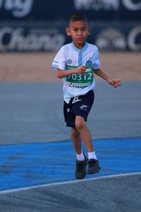 BIB: 0312
                            <button type="button" onclick="openModal(10510594)" class="btn btn-primary btn-sm float-right btn-popup" data-toggle="modal" data-target=".modal-high-quality">
                        <i class="fas fa-shopping-cart"></i> Add to Cart
                    </button>
                                            <button type="button" onclick="isThisMe(10510594, true)" class="btn btn-success btn-sm float-right btn-popup btn-isme hidden" data-toggle="tooltip" data-placement="bottom" title="นี่คือรูปของคุณใช่ไหม คลิกที่นี่เพื่อเอาเข้าอัลบั้ม">
                        <i class="fas fa-plus"></i> Add to album
                    </button>
                    <button type="button" onclick="isThisMe(10510594, false)" class="btn btn-warning btn-sm float-right btn-popup btn-isnotme hidden">
                        <i class="fas fa-ban"></i> Remove from album
                    </button>