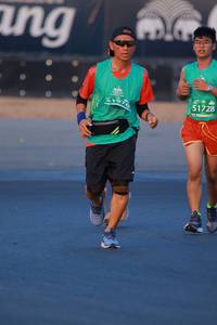 BIB: 519, 51728
                            <button type="button" onclick="openModal(10494651)" class="btn btn-primary btn-sm float-right btn-popup" data-toggle="modal" data-target=".modal-high-quality">
                        <i class="fas fa-shopping-cart"></i> Add to Cart
                    </button>
                                            <button type="button" onclick="isThisMe(10494651, true)" class="btn btn-success btn-sm float-right btn-popup btn-isme hidden" data-toggle="tooltip" data-placement="bottom" title="นี่คือรูปของคุณใช่ไหม คลิกที่นี่เพื่อเอาเข้าอัลบั้ม">
                        <i class="fas fa-plus"></i> Add to album
                    </button>
                    <button type="button" onclick="isThisMe(10494651, false)" class="btn btn-warning btn-sm float-right btn-popup btn-isnotme hidden">
                        <i class="fas fa-ban"></i> Remove from album
                    </button>