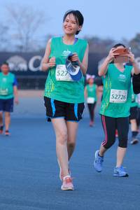 BIB: 527, 52726
                            <button type="button" onclick="openModal(10511947)" class="btn btn-primary btn-sm float-right btn-popup" data-toggle="modal" data-target=".modal-high-quality">
                        <i class="fas fa-shopping-cart"></i> Add to Cart
                    </button>
                                            <button type="button" onclick="isThisMe(10511947, true)" class="btn btn-success btn-sm float-right btn-popup btn-isme hidden" data-toggle="tooltip" data-placement="bottom" title="นี่คือรูปของคุณใช่ไหม คลิกที่นี่เพื่อเอาเข้าอัลบั้ม">
                        <i class="fas fa-plus"></i> Add to album
                    </button>
                    <button type="button" onclick="isThisMe(10511947, false)" class="btn btn-warning btn-sm float-right btn-popup btn-isnotme hidden">
                        <i class="fas fa-ban"></i> Remove from album
                    </button>