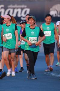 BIB: 3267, 53032, 52976, 067
                            <button type="button" onclick="openModal(10501703)" class="btn btn-primary btn-sm float-right btn-popup" data-toggle="modal" data-target=".modal-high-quality">
                        <i class="fas fa-shopping-cart"></i> Add to Cart
                    </button>
                                            <button type="button" onclick="isThisMe(10501703, true)" class="btn btn-success btn-sm float-right btn-popup btn-isme hidden" data-toggle="tooltip" data-placement="bottom" title="นี่คือรูปของคุณใช่ไหม คลิกที่นี่เพื่อเอาเข้าอัลบั้ม">
                        <i class="fas fa-plus"></i> Add to album
                    </button>
                    <button type="button" onclick="isThisMe(10501703, false)" class="btn btn-warning btn-sm float-right btn-popup btn-isnotme hidden">
                        <i class="fas fa-ban"></i> Remove from album
                    </button>