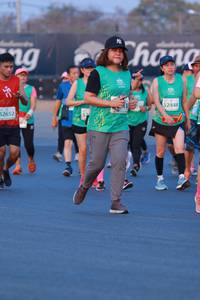 BIB: 52448, 52652
                            <button type="button" onclick="openModal(10503551)" class="btn btn-primary btn-sm float-right btn-popup" data-toggle="modal" data-target=".modal-high-quality">
                        <i class="fas fa-shopping-cart"></i> Add to Cart
                    </button>
                                            <button type="button" onclick="isThisMe(10503551, true)" class="btn btn-success btn-sm float-right btn-popup btn-isme hidden" data-toggle="tooltip" data-placement="bottom" title="นี่คือรูปของคุณใช่ไหม คลิกที่นี่เพื่อเอาเข้าอัลบั้ม">
                        <i class="fas fa-plus"></i> Add to album
                    </button>
                    <button type="button" onclick="isThisMe(10503551, false)" class="btn btn-warning btn-sm float-right btn-popup btn-isnotme hidden">
                        <i class="fas fa-ban"></i> Remove from album
                    </button>