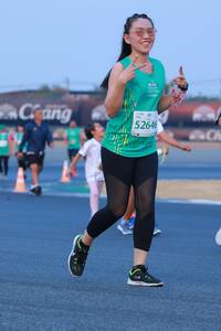 BIB: 52646
                            <button type="button" onclick="openModal(10511783)" class="btn btn-primary btn-sm float-right btn-popup" data-toggle="modal" data-target=".modal-high-quality">
                        <i class="fas fa-shopping-cart"></i> Add to Cart
                    </button>
                                            <button type="button" onclick="isThisMe(10511783, true)" class="btn btn-success btn-sm float-right btn-popup btn-isme hidden" data-toggle="tooltip" data-placement="bottom" title="นี่คือรูปของคุณใช่ไหม คลิกที่นี่เพื่อเอาเข้าอัลบั้ม">
                        <i class="fas fa-plus"></i> Add to album
                    </button>
                    <button type="button" onclick="isThisMe(10511783, false)" class="btn btn-warning btn-sm float-right btn-popup btn-isnotme hidden">
                        <i class="fas fa-ban"></i> Remove from album
                    </button>