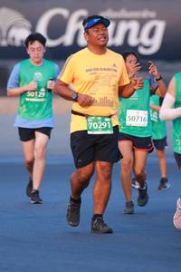 BIB: 50129, 50716, 70291
                            <button type="button" onclick="openModal(10495379)" class="btn btn-primary btn-sm float-right btn-popup" data-toggle="modal" data-target=".modal-high-quality">
                        <i class="fas fa-shopping-cart"></i> Add to Cart
                    </button>
                                            <button type="button" onclick="isThisMe(10495379, true)" class="btn btn-success btn-sm float-right btn-popup btn-isme hidden" data-toggle="tooltip" data-placement="bottom" title="นี่คือรูปของคุณใช่ไหม คลิกที่นี่เพื่อเอาเข้าอัลบั้ม">
                        <i class="fas fa-plus"></i> Add to album
                    </button>
                    <button type="button" onclick="isThisMe(10495379, false)" class="btn btn-warning btn-sm float-right btn-popup btn-isnotme hidden">
                        <i class="fas fa-ban"></i> Remove from album
                    </button>