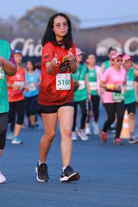 BIB: 5100
                            <button type="button" onclick="openModal(10502763)" class="btn btn-primary btn-sm float-right btn-popup" data-toggle="modal" data-target=".modal-high-quality">
                        <i class="fas fa-shopping-cart"></i> Add to Cart
                    </button>
                                            <button type="button" onclick="isThisMe(10502763, true)" class="btn btn-success btn-sm float-right btn-popup btn-isme hidden" data-toggle="tooltip" data-placement="bottom" title="นี่คือรูปของคุณใช่ไหม คลิกที่นี่เพื่อเอาเข้าอัลบั้ม">
                        <i class="fas fa-plus"></i> Add to album
                    </button>
                    <button type="button" onclick="isThisMe(10502763, false)" class="btn btn-warning btn-sm float-right btn-popup btn-isnotme hidden">
                        <i class="fas fa-ban"></i> Remove from album
                    </button>