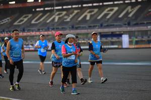 BIB: 14582, 103, 2639
                            <button type="button" onclick="openModal(11640995)" class="btn btn-primary btn-sm float-right btn-popup" data-toggle="modal" data-target=".modal-high-quality">
                        <i class="fas fa-shopping-cart"></i> Add to Cart
                    </button>
                                            <button type="button" onclick="isThisMe(11640995, true)" class="btn btn-success btn-sm float-right btn-popup btn-isme hidden" data-toggle="tooltip" data-placement="bottom" title="นี่คือรูปของคุณใช่ไหม คลิกที่นี่เพื่อเอาเข้าอัลบั้ม">
                        <i class="fas fa-plus"></i> Add to album
                    </button>
                    <button type="button" onclick="isThisMe(11640995, false)" class="btn btn-warning btn-sm float-right btn-popup btn-isnotme hidden">
                        <i class="fas fa-ban"></i> Remove from album
                    </button>