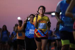 BIB: 1020, 17753, 1299
                            <button type="button" onclick="openModal(10880477)" class="btn btn-primary btn-sm float-right btn-popup" data-toggle="modal" data-target=".modal-high-quality">
                        <i class="fas fa-shopping-cart"></i> Add to Cart
                    </button>
                                            <button type="button" onclick="isThisMe(10880477, true)" class="btn btn-success btn-sm float-right btn-popup btn-isme hidden" data-toggle="tooltip" data-placement="bottom" title="นี่คือรูปของคุณใช่ไหม คลิกที่นี่เพื่อเอาเข้าอัลบั้ม">
                        <i class="fas fa-plus"></i> Add to album
                    </button>
                    <button type="button" onclick="isThisMe(10880477, false)" class="btn btn-warning btn-sm float-right btn-popup btn-isnotme hidden">
                        <i class="fas fa-ban"></i> Remove from album
                    </button>