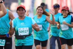 BIB: 2757, 50927, 744
                            <button type="button" onclick="openModal(10478178)" class="btn btn-primary btn-sm float-right btn-popup" data-toggle="modal" data-target=".modal-high-quality">
                        <i class="fas fa-shopping-cart"></i> Add to Cart
                    </button>
                                            <button type="button" onclick="isThisMe(10478178, true)" class="btn btn-success btn-sm float-right btn-popup btn-isme hidden" data-toggle="tooltip" data-placement="bottom" title="นี่คือรูปของคุณใช่ไหม คลิกที่นี่เพื่อเอาเข้าอัลบั้ม">
                        <i class="fas fa-plus"></i> Add to album
                    </button>
                    <button type="button" onclick="isThisMe(10478178, false)" class="btn btn-warning btn-sm float-right btn-popup btn-isnotme hidden">
                        <i class="fas fa-ban"></i> Remove from album
                    </button>