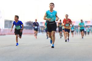 BIB: 421, 70295
                            <button type="button" onclick="openModal(10476768)" class="btn btn-primary btn-sm float-right btn-popup" data-toggle="modal" data-target=".modal-high-quality">
                        <i class="fas fa-shopping-cart"></i> Add to Cart
                    </button>
                                            <button type="button" onclick="isThisMe(10476768, true)" class="btn btn-success btn-sm float-right btn-popup btn-isme hidden" data-toggle="tooltip" data-placement="bottom" title="นี่คือรูปของคุณใช่ไหม คลิกที่นี่เพื่อเอาเข้าอัลบั้ม">
                        <i class="fas fa-plus"></i> Add to album
                    </button>
                    <button type="button" onclick="isThisMe(10476768, false)" class="btn btn-warning btn-sm float-right btn-popup btn-isnotme hidden">
                        <i class="fas fa-ban"></i> Remove from album
                    </button>