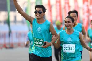 BIB: 1680, 52552
                            <button type="button" onclick="openModal(10478196)" class="btn btn-primary btn-sm float-right btn-popup" data-toggle="modal" data-target=".modal-high-quality">
                        <i class="fas fa-shopping-cart"></i> Add to Cart
                    </button>
                                            <button type="button" onclick="isThisMe(10478196, true)" class="btn btn-success btn-sm float-right btn-popup btn-isme hidden" data-toggle="tooltip" data-placement="bottom" title="นี่คือรูปของคุณใช่ไหม คลิกที่นี่เพื่อเอาเข้าอัลบั้ม">
                        <i class="fas fa-plus"></i> Add to album
                    </button>
                    <button type="button" onclick="isThisMe(10478196, false)" class="btn btn-warning btn-sm float-right btn-popup btn-isnotme hidden">
                        <i class="fas fa-ban"></i> Remove from album
                    </button>