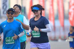 BIB: 50409, 50075
                            <button type="button" onclick="openModal(10478370)" class="btn btn-primary btn-sm float-right btn-popup" data-toggle="modal" data-target=".modal-high-quality">
                        <i class="fas fa-shopping-cart"></i> Add to Cart
                    </button>
                                            <button type="button" onclick="isThisMe(10478370, true)" class="btn btn-success btn-sm float-right btn-popup btn-isme hidden" data-toggle="tooltip" data-placement="bottom" title="นี่คือรูปของคุณใช่ไหม คลิกที่นี่เพื่อเอาเข้าอัลบั้ม">
                        <i class="fas fa-plus"></i> Add to album
                    </button>
                    <button type="button" onclick="isThisMe(10478370, false)" class="btn btn-warning btn-sm float-right btn-popup btn-isnotme hidden">
                        <i class="fas fa-ban"></i> Remove from album
                    </button>