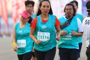 BIB: 50426, 53316, 52936
                            <button type="button" onclick="openModal(10477779)" class="btn btn-primary btn-sm float-right btn-popup" data-toggle="modal" data-target=".modal-high-quality">
                        <i class="fas fa-shopping-cart"></i> Add to Cart
                    </button>
                                            <button type="button" onclick="isThisMe(10477779, true)" class="btn btn-success btn-sm float-right btn-popup btn-isme hidden" data-toggle="tooltip" data-placement="bottom" title="นี่คือรูปของคุณใช่ไหม คลิกที่นี่เพื่อเอาเข้าอัลบั้ม">
                        <i class="fas fa-plus"></i> Add to album
                    </button>
                    <button type="button" onclick="isThisMe(10477779, false)" class="btn btn-warning btn-sm float-right btn-popup btn-isnotme hidden">
                        <i class="fas fa-ban"></i> Remove from album
                    </button>