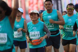 BIB: 1961, 80659, 52301, 50872
                            <button type="button" onclick="openModal(10477956)" class="btn btn-primary btn-sm float-right btn-popup" data-toggle="modal" data-target=".modal-high-quality">
                        <i class="fas fa-shopping-cart"></i> Add to Cart
                    </button>
                                            <button type="button" onclick="isThisMe(10477956, true)" class="btn btn-success btn-sm float-right btn-popup btn-isme hidden" data-toggle="tooltip" data-placement="bottom" title="นี่คือรูปของคุณใช่ไหม คลิกที่นี่เพื่อเอาเข้าอัลบั้ม">
                        <i class="fas fa-plus"></i> Add to album
                    </button>
                    <button type="button" onclick="isThisMe(10477956, false)" class="btn btn-warning btn-sm float-right btn-popup btn-isnotme hidden">
                        <i class="fas fa-ban"></i> Remove from album
                    </button>