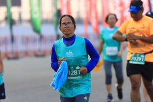 BIB: 70291, 0281
                            <button type="button" onclick="openModal(10477232)" class="btn btn-primary btn-sm float-right btn-popup" data-toggle="modal" data-target=".modal-high-quality">
                        <i class="fas fa-shopping-cart"></i> Add to Cart
                    </button>
                                            <button type="button" onclick="isThisMe(10477232, true)" class="btn btn-success btn-sm float-right btn-popup btn-isme hidden" data-toggle="tooltip" data-placement="bottom" title="นี่คือรูปของคุณใช่ไหม คลิกที่นี่เพื่อเอาเข้าอัลบั้ม">
                        <i class="fas fa-plus"></i> Add to album
                    </button>
                    <button type="button" onclick="isThisMe(10477232, false)" class="btn btn-warning btn-sm float-right btn-popup btn-isnotme hidden">
                        <i class="fas fa-ban"></i> Remove from album
                    </button>