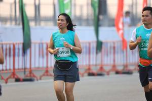 BIB: 518, 0908
                            <button type="button" onclick="openModal(10478418)" class="btn btn-primary btn-sm float-right btn-popup" data-toggle="modal" data-target=".modal-high-quality">
                        <i class="fas fa-shopping-cart"></i> Add to Cart
                    </button>
                                            <button type="button" onclick="isThisMe(10478418, true)" class="btn btn-success btn-sm float-right btn-popup btn-isme hidden" data-toggle="tooltip" data-placement="bottom" title="นี่คือรูปของคุณใช่ไหม คลิกที่นี่เพื่อเอาเข้าอัลบั้ม">
                        <i class="fas fa-plus"></i> Add to album
                    </button>
                    <button type="button" onclick="isThisMe(10478418, false)" class="btn btn-warning btn-sm float-right btn-popup btn-isnotme hidden">
                        <i class="fas fa-ban"></i> Remove from album
                    </button>