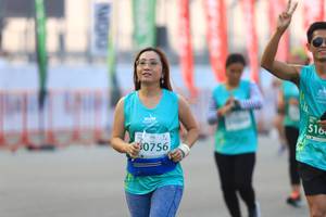 BIB: 516, 0756
                            <button type="button" onclick="openModal(10478182)" class="btn btn-primary btn-sm float-right btn-popup" data-toggle="modal" data-target=".modal-high-quality">
                        <i class="fas fa-shopping-cart"></i> Add to Cart
                    </button>
                                            <button type="button" onclick="isThisMe(10478182, true)" class="btn btn-success btn-sm float-right btn-popup btn-isme hidden" data-toggle="tooltip" data-placement="bottom" title="นี่คือรูปของคุณใช่ไหม คลิกที่นี่เพื่อเอาเข้าอัลบั้ม">
                        <i class="fas fa-plus"></i> Add to album
                    </button>
                    <button type="button" onclick="isThisMe(10478182, false)" class="btn btn-warning btn-sm float-right btn-popup btn-isnotme hidden">
                        <i class="fas fa-ban"></i> Remove from album
                    </button>