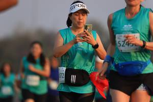 BIB: 5245, 072
                            <button type="button" onclick="openModal(10476683)" class="btn btn-primary btn-sm float-right btn-popup" data-toggle="modal" data-target=".modal-high-quality">
                        <i class="fas fa-shopping-cart"></i> Add to Cart
                    </button>
                                            <button type="button" onclick="isThisMe(10476683, true)" class="btn btn-success btn-sm float-right btn-popup btn-isme hidden" data-toggle="tooltip" data-placement="bottom" title="นี่คือรูปของคุณใช่ไหม คลิกที่นี่เพื่อเอาเข้าอัลบั้ม">
                        <i class="fas fa-plus"></i> Add to album
                    </button>
                    <button type="button" onclick="isThisMe(10476683, false)" class="btn btn-warning btn-sm float-right btn-popup btn-isnotme hidden">
                        <i class="fas fa-ban"></i> Remove from album
                    </button>