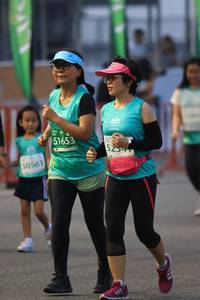 BIB: 51653, 50561
                            <button type="button" onclick="openModal(10480209)" class="btn btn-primary btn-sm float-right btn-popup" data-toggle="modal" data-target=".modal-high-quality">
                        <i class="fas fa-shopping-cart"></i> Add to Cart
                    </button>
                                            <button type="button" onclick="isThisMe(10480209, true)" class="btn btn-success btn-sm float-right btn-popup btn-isme hidden" data-toggle="tooltip" data-placement="bottom" title="นี่คือรูปของคุณใช่ไหม คลิกที่นี่เพื่อเอาเข้าอัลบั้ม">
                        <i class="fas fa-plus"></i> Add to album
                    </button>
                    <button type="button" onclick="isThisMe(10480209, false)" class="btn btn-warning btn-sm float-right btn-popup btn-isnotme hidden">
                        <i class="fas fa-ban"></i> Remove from album
                    </button>