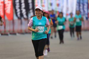 BIB: 622
                            <button type="button" onclick="openModal(10478787)" class="btn btn-primary btn-sm float-right btn-popup" data-toggle="modal" data-target=".modal-high-quality">
                        <i class="fas fa-shopping-cart"></i> Add to Cart
                    </button>
                                            <button type="button" onclick="isThisMe(10478787, true)" class="btn btn-success btn-sm float-right btn-popup btn-isme hidden" data-toggle="tooltip" data-placement="bottom" title="นี่คือรูปของคุณใช่ไหม คลิกที่นี่เพื่อเอาเข้าอัลบั้ม">
                        <i class="fas fa-plus"></i> Add to album
                    </button>
                    <button type="button" onclick="isThisMe(10478787, false)" class="btn btn-warning btn-sm float-right btn-popup btn-isnotme hidden">
                        <i class="fas fa-ban"></i> Remove from album
                    </button>