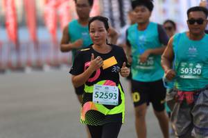 BIB: 50350, 52593
                            <button type="button" onclick="openModal(10477842)" class="btn btn-primary btn-sm float-right btn-popup" data-toggle="modal" data-target=".modal-high-quality">
                        <i class="fas fa-shopping-cart"></i> Add to Cart
                    </button>
                                            <button type="button" onclick="isThisMe(10477842, true)" class="btn btn-success btn-sm float-right btn-popup btn-isme hidden" data-toggle="tooltip" data-placement="bottom" title="นี่คือรูปของคุณใช่ไหม คลิกที่นี่เพื่อเอาเข้าอัลบั้ม">
                        <i class="fas fa-plus"></i> Add to album
                    </button>
                    <button type="button" onclick="isThisMe(10477842, false)" class="btn btn-warning btn-sm float-right btn-popup btn-isnotme hidden">
                        <i class="fas fa-ban"></i> Remove from album
                    </button>