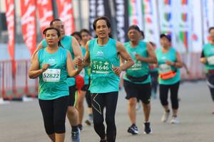 BIB: 51646, 52822
                            <button type="button" onclick="openModal(10479555)" class="btn btn-primary btn-sm float-right btn-popup" data-toggle="modal" data-target=".modal-high-quality">
                        <i class="fas fa-shopping-cart"></i> Add to Cart
                    </button>
                                            <button type="button" onclick="isThisMe(10479555, true)" class="btn btn-success btn-sm float-right btn-popup btn-isme hidden" data-toggle="tooltip" data-placement="bottom" title="นี่คือรูปของคุณใช่ไหม คลิกที่นี่เพื่อเอาเข้าอัลบั้ม">
                        <i class="fas fa-plus"></i> Add to album
                    </button>
                    <button type="button" onclick="isThisMe(10479555, false)" class="btn btn-warning btn-sm float-right btn-popup btn-isnotme hidden">
                        <i class="fas fa-ban"></i> Remove from album
                    </button>