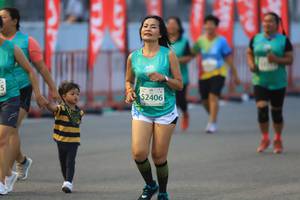BIB: 52406
                            <button type="button" onclick="openModal(10480036)" class="btn btn-primary btn-sm float-right btn-popup" data-toggle="modal" data-target=".modal-high-quality">
                        <i class="fas fa-shopping-cart"></i> Add to Cart
                    </button>
                                            <button type="button" onclick="isThisMe(10480036, true)" class="btn btn-success btn-sm float-right btn-popup btn-isme hidden" data-toggle="tooltip" data-placement="bottom" title="นี่คือรูปของคุณใช่ไหม คลิกที่นี่เพื่อเอาเข้าอัลบั้ม">
                        <i class="fas fa-plus"></i> Add to album
                    </button>
                    <button type="button" onclick="isThisMe(10480036, false)" class="btn btn-warning btn-sm float-right btn-popup btn-isnotme hidden">
                        <i class="fas fa-ban"></i> Remove from album
                    </button>