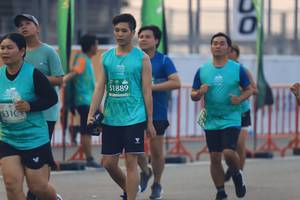 BIB: 1889, 5310
                            <button type="button" onclick="openModal(10478882)" class="btn btn-primary btn-sm float-right btn-popup" data-toggle="modal" data-target=".modal-high-quality">
                        <i class="fas fa-shopping-cart"></i> Add to Cart
                    </button>
                                            <button type="button" onclick="isThisMe(10478882, true)" class="btn btn-success btn-sm float-right btn-popup btn-isme hidden" data-toggle="tooltip" data-placement="bottom" title="นี่คือรูปของคุณใช่ไหม คลิกที่นี่เพื่อเอาเข้าอัลบั้ม">
                        <i class="fas fa-plus"></i> Add to album
                    </button>
                    <button type="button" onclick="isThisMe(10478882, false)" class="btn btn-warning btn-sm float-right btn-popup btn-isnotme hidden">
                        <i class="fas fa-ban"></i> Remove from album
                    </button>