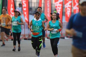 BIB: 52935, 51704, 076
                            <button type="button" onclick="openModal(10478850)" class="btn btn-primary btn-sm float-right btn-popup" data-toggle="modal" data-target=".modal-high-quality">
                        <i class="fas fa-shopping-cart"></i> Add to Cart
                    </button>
                                            <button type="button" onclick="isThisMe(10478850, true)" class="btn btn-success btn-sm float-right btn-popup btn-isme hidden" data-toggle="tooltip" data-placement="bottom" title="นี่คือรูปของคุณใช่ไหม คลิกที่นี่เพื่อเอาเข้าอัลบั้ม">
                        <i class="fas fa-plus"></i> Add to album
                    </button>
                    <button type="button" onclick="isThisMe(10478850, false)" class="btn btn-warning btn-sm float-right btn-popup btn-isnotme hidden">
                        <i class="fas fa-ban"></i> Remove from album
                    </button>