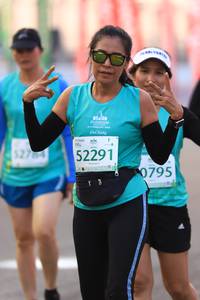 BIB: 2784, 52291, 0795
                            <button type="button" onclick="openModal(10477435)" class="btn btn-primary btn-sm float-right btn-popup" data-toggle="modal" data-target=".modal-high-quality">
                        <i class="fas fa-shopping-cart"></i> Add to Cart
                    </button>
                                            <button type="button" onclick="isThisMe(10477435, true)" class="btn btn-success btn-sm float-right btn-popup btn-isme hidden" data-toggle="tooltip" data-placement="bottom" title="นี่คือรูปของคุณใช่ไหม คลิกที่นี่เพื่อเอาเข้าอัลบั้ม">
                        <i class="fas fa-plus"></i> Add to album
                    </button>
                    <button type="button" onclick="isThisMe(10477435, false)" class="btn btn-warning btn-sm float-right btn-popup btn-isnotme hidden">
                        <i class="fas fa-ban"></i> Remove from album
                    </button>