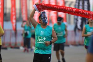 BIB: 51950
                            <button type="button" onclick="openModal(10479154)" class="btn btn-primary btn-sm float-right btn-popup" data-toggle="modal" data-target=".modal-high-quality">
                        <i class="fas fa-shopping-cart"></i> Add to Cart
                    </button>
                                            <button type="button" onclick="isThisMe(10479154, true)" class="btn btn-success btn-sm float-right btn-popup btn-isme hidden" data-toggle="tooltip" data-placement="bottom" title="นี่คือรูปของคุณใช่ไหม คลิกที่นี่เพื่อเอาเข้าอัลบั้ม">
                        <i class="fas fa-plus"></i> Add to album
                    </button>
                    <button type="button" onclick="isThisMe(10479154, false)" class="btn btn-warning btn-sm float-right btn-popup btn-isnotme hidden">
                        <i class="fas fa-ban"></i> Remove from album
                    </button>