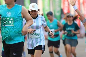 BIB: 52102, 52466
                            <button type="button" onclick="openModal(10478299)" class="btn btn-primary btn-sm float-right btn-popup" data-toggle="modal" data-target=".modal-high-quality">
                        <i class="fas fa-shopping-cart"></i> Add to Cart
                    </button>
                                            <button type="button" onclick="isThisMe(10478299, true)" class="btn btn-success btn-sm float-right btn-popup btn-isme hidden" data-toggle="tooltip" data-placement="bottom" title="นี่คือรูปของคุณใช่ไหม คลิกที่นี่เพื่อเอาเข้าอัลบั้ม">
                        <i class="fas fa-plus"></i> Add to album
                    </button>
                    <button type="button" onclick="isThisMe(10478299, false)" class="btn btn-warning btn-sm float-right btn-popup btn-isnotme hidden">
                        <i class="fas fa-ban"></i> Remove from album
                    </button>