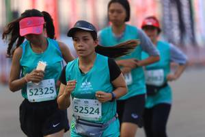 BIB: 52325, 52524
                            <button type="button" onclick="openModal(10477928)" class="btn btn-primary btn-sm float-right btn-popup" data-toggle="modal" data-target=".modal-high-quality">
                        <i class="fas fa-shopping-cart"></i> Add to Cart
                    </button>
                                            <button type="button" onclick="isThisMe(10477928, true)" class="btn btn-success btn-sm float-right btn-popup btn-isme hidden" data-toggle="tooltip" data-placement="bottom" title="นี่คือรูปของคุณใช่ไหม คลิกที่นี่เพื่อเอาเข้าอัลบั้ม">
                        <i class="fas fa-plus"></i> Add to album
                    </button>
                    <button type="button" onclick="isThisMe(10477928, false)" class="btn btn-warning btn-sm float-right btn-popup btn-isnotme hidden">
                        <i class="fas fa-ban"></i> Remove from album
                    </button>