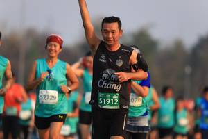 BIB: 070, 52729, 51912
                            <button type="button" onclick="openModal(10476581)" class="btn btn-primary btn-sm float-right btn-popup" data-toggle="modal" data-target=".modal-high-quality">
                        <i class="fas fa-shopping-cart"></i> Add to Cart
                    </button>
                                            <button type="button" onclick="isThisMe(10476581, true)" class="btn btn-success btn-sm float-right btn-popup btn-isme hidden" data-toggle="tooltip" data-placement="bottom" title="นี่คือรูปของคุณใช่ไหม คลิกที่นี่เพื่อเอาเข้าอัลบั้ม">
                        <i class="fas fa-plus"></i> Add to album
                    </button>
                    <button type="button" onclick="isThisMe(10476581, false)" class="btn btn-warning btn-sm float-right btn-popup btn-isnotme hidden">
                        <i class="fas fa-ban"></i> Remove from album
                    </button>