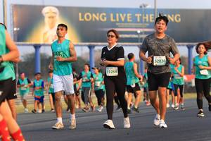 BIB: 3547, 52830, 53288
                            <button type="button" onclick="openModal(10476604)" class="btn btn-primary btn-sm float-right btn-popup" data-toggle="modal" data-target=".modal-high-quality">
                        <i class="fas fa-shopping-cart"></i> Add to Cart
                    </button>
                                            <button type="button" onclick="isThisMe(10476604, true)" class="btn btn-success btn-sm float-right btn-popup btn-isme hidden" data-toggle="tooltip" data-placement="bottom" title="นี่คือรูปของคุณใช่ไหม คลิกที่นี่เพื่อเอาเข้าอัลบั้ม">
                        <i class="fas fa-plus"></i> Add to album
                    </button>
                    <button type="button" onclick="isThisMe(10476604, false)" class="btn btn-warning btn-sm float-right btn-popup btn-isnotme hidden">
                        <i class="fas fa-ban"></i> Remove from album
                    </button>